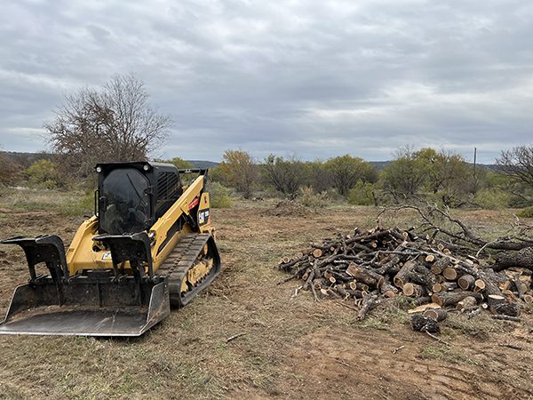 Land Clearing by Lakeside Developing